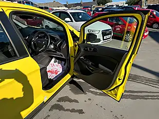 Used 2016 Ford Ecosport Zetec Yellow - Interior and Exterior details 8