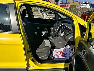 Used 2016 Ford Ecosport Zetec Yellow - Interior and Exterior details 9