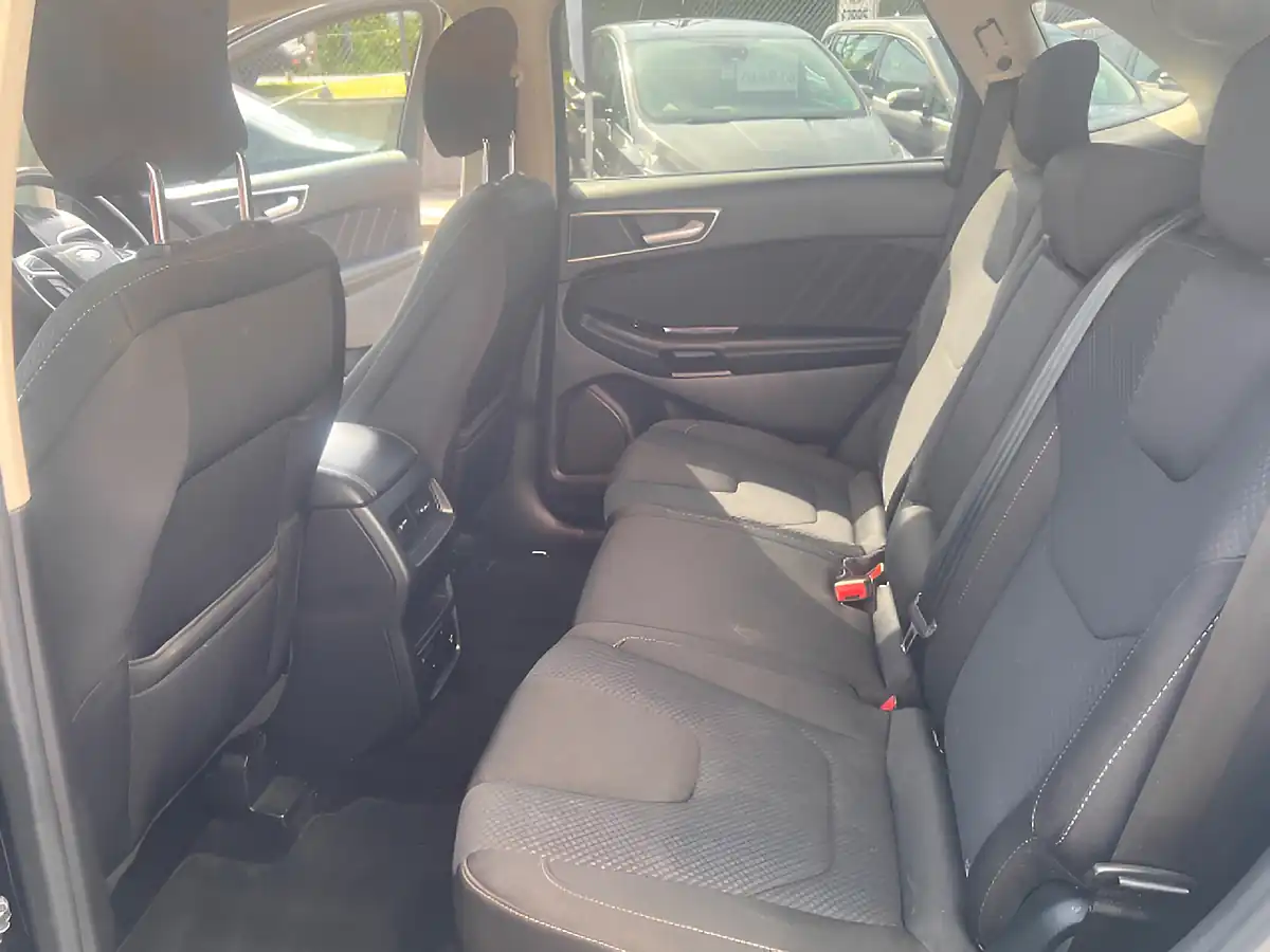 Used 2016 Ford Edge Sport Black - Interior and Exterior details 11