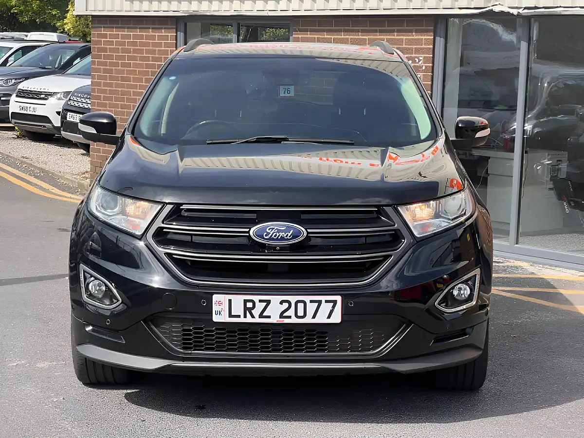 Used 2016 Ford Edge Sport Black - Interior and Exterior details 5