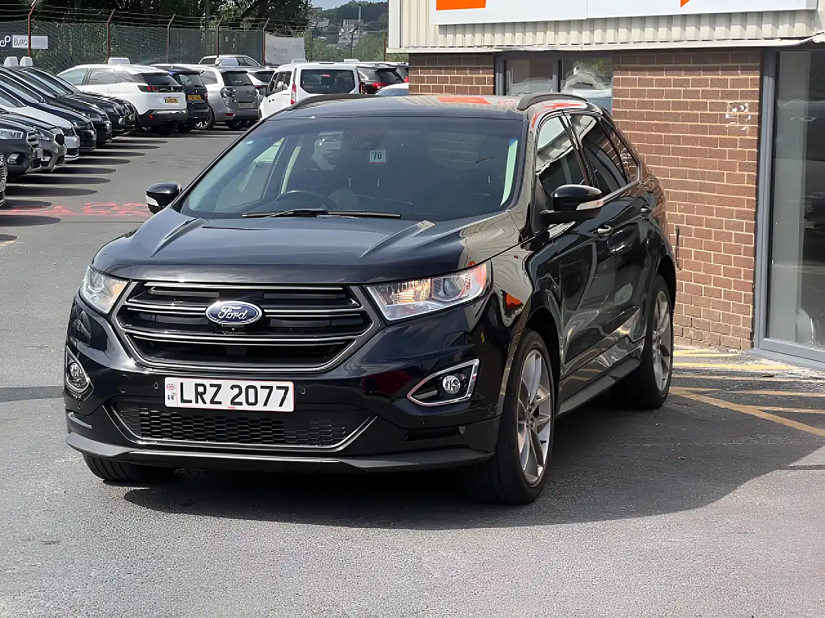 Used 2016 Ford Edge Sport Black - Interior and Exterior details 6
