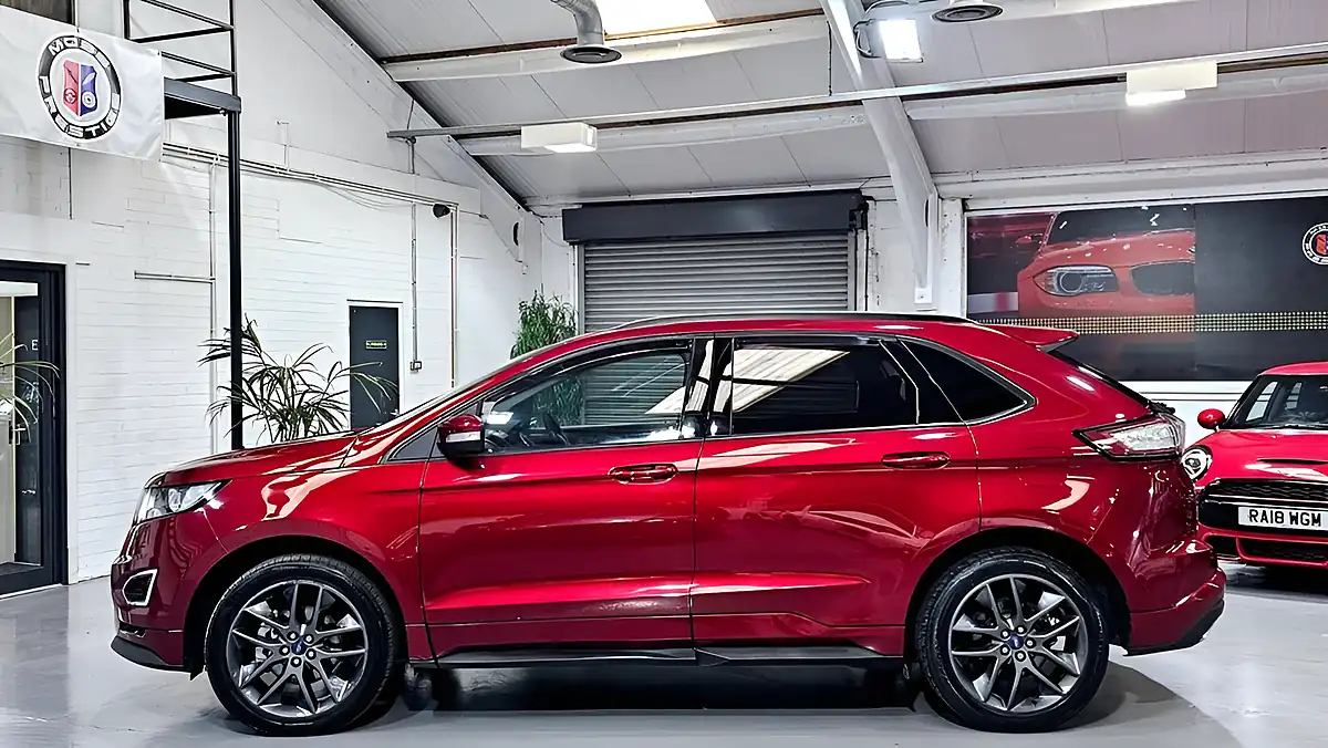 Used 2016 Ford Edge Sport Red - Interior and Exterior details 6