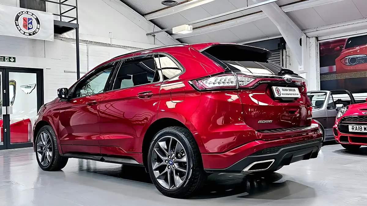 Used 2016 Ford Edge Sport Red - Interior and Exterior details 9