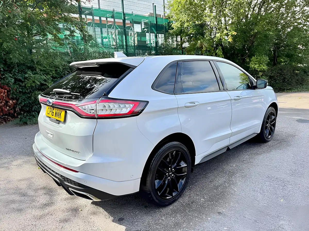 Used 2016 Ford Edge Sport White - Interior and Exterior details 4