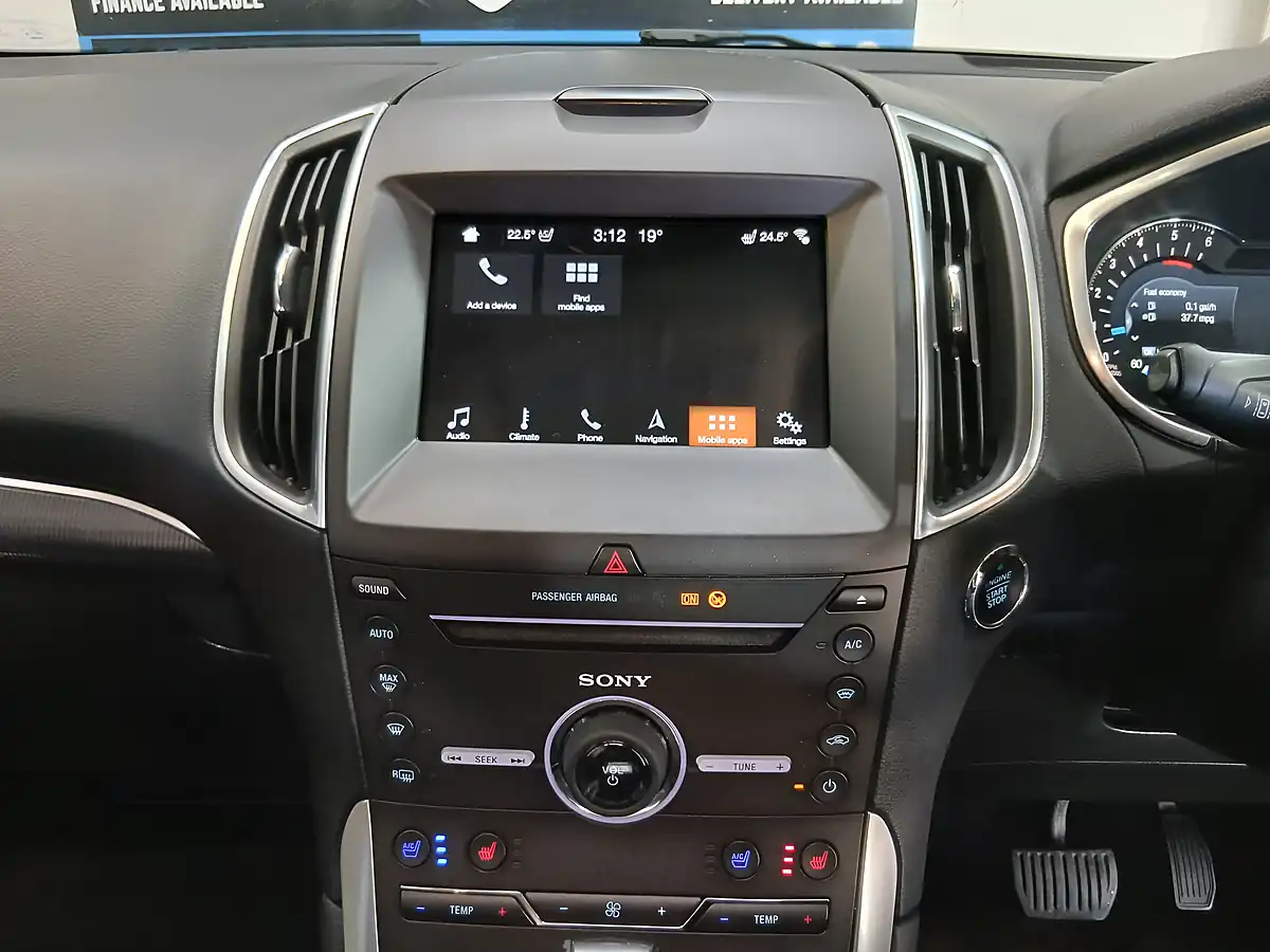 Used 2016 Ford Edge Titanium Grey - Interior and Exterior details 14