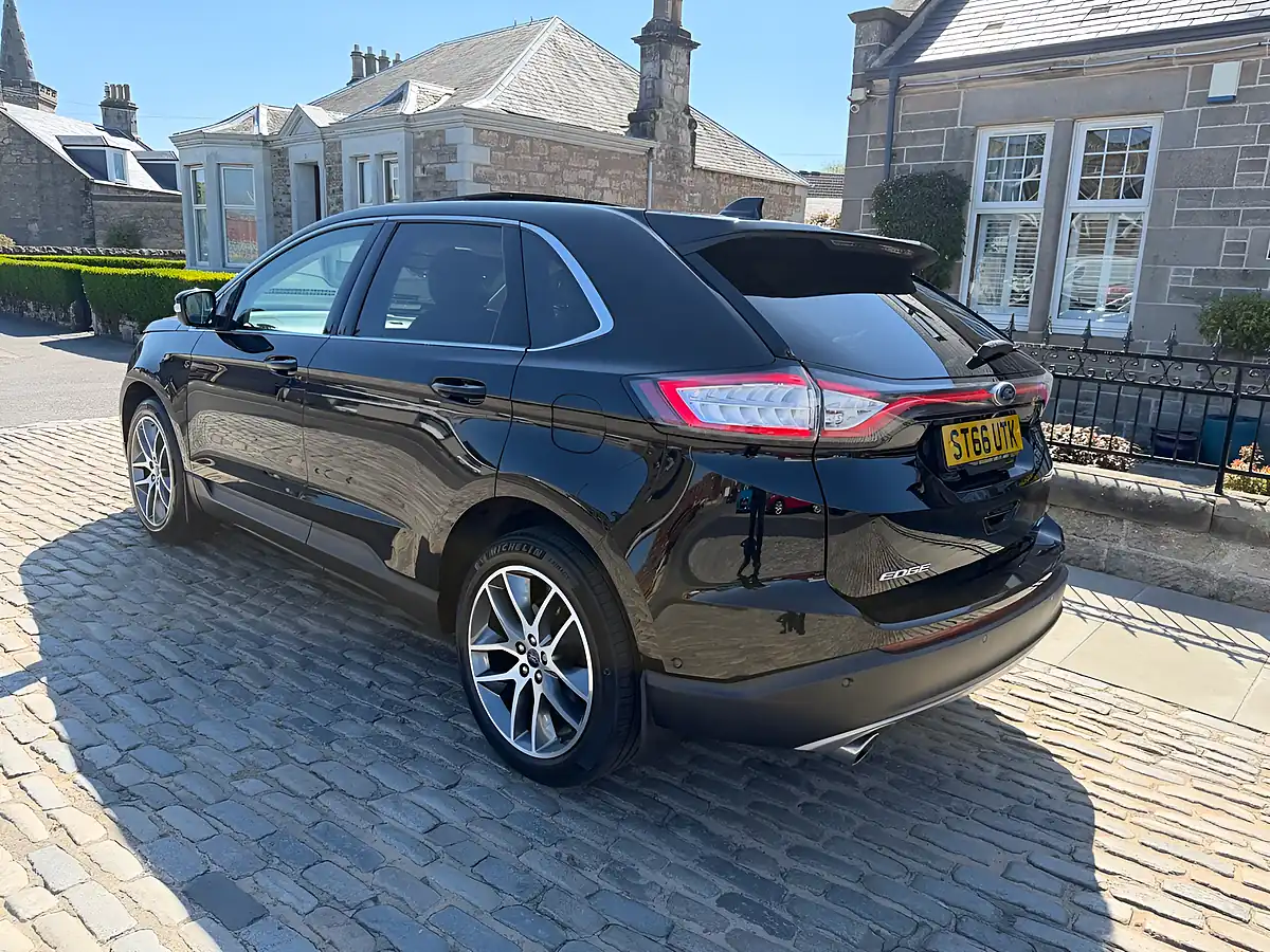 Used 2016 Ford Edge Titanium Shadow Black - Interior and Exterior details 12