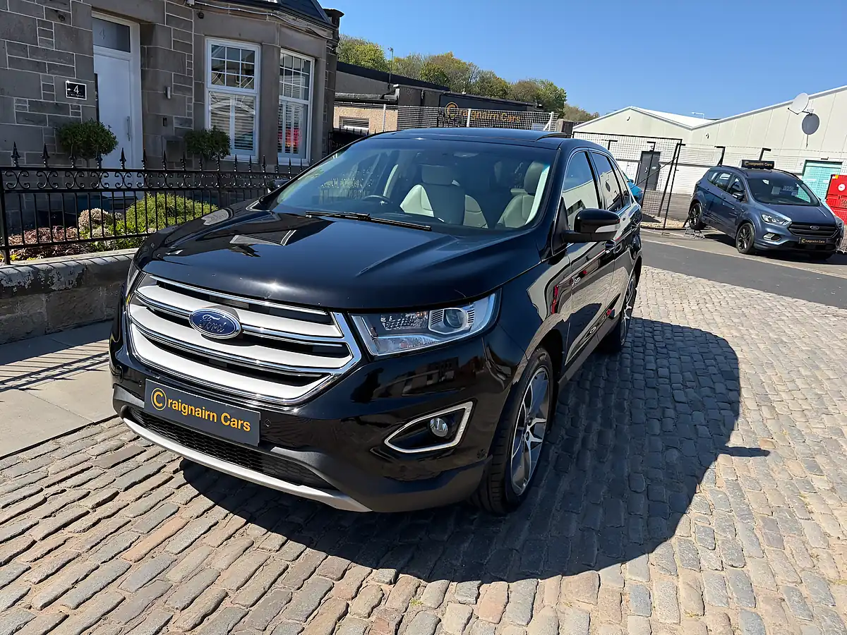 Used 2016 Ford Edge Titanium Shadow Black - Interior and Exterior details 3