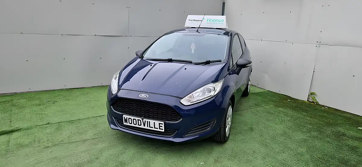 Used 2016 Ford Fiesta Base Blue - Front View