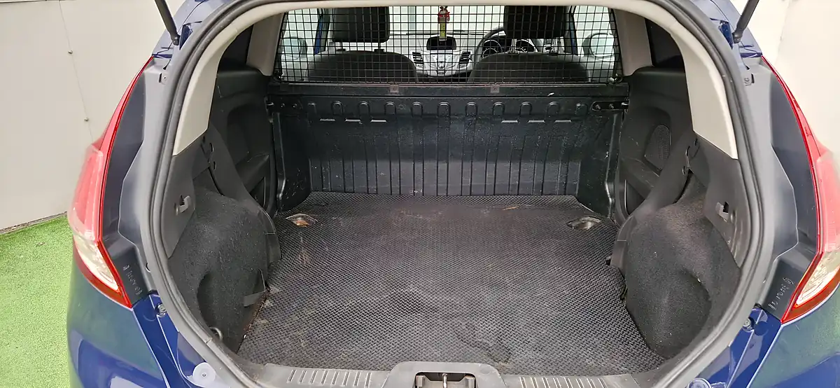Used 2016 Ford Fiesta Base Blue - Interior and Exterior details 13