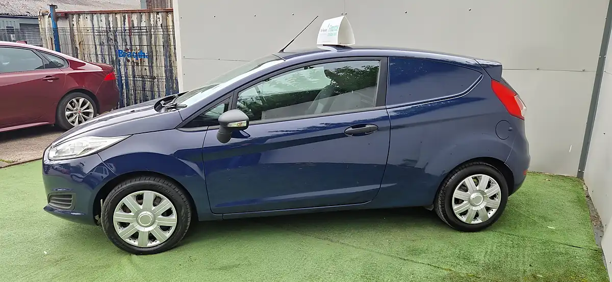 Used 2016 Ford Fiesta Base Blue - Interior and Exterior details 6