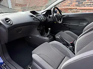 Used 2016 Ford Fiesta Sport Deep Impact Blue Metallic - Interior and Exterior details 9