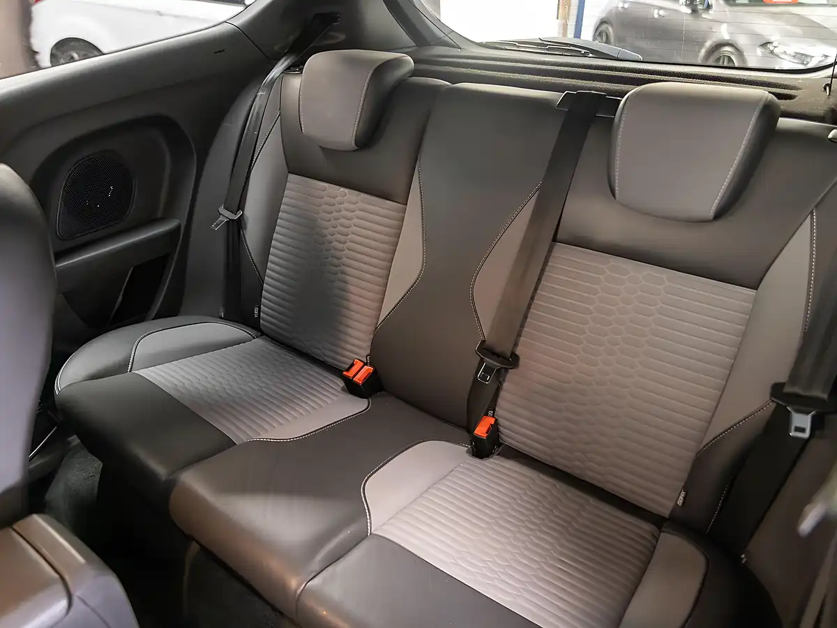 Used 2016 Ford Fiesta ST-2 Black - Interior and Exterior details 11