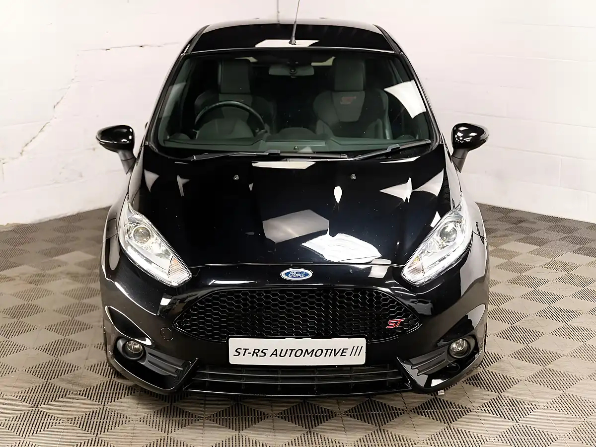 Used 2016 Ford Fiesta ST-2 Black - Interior and Exterior details 6