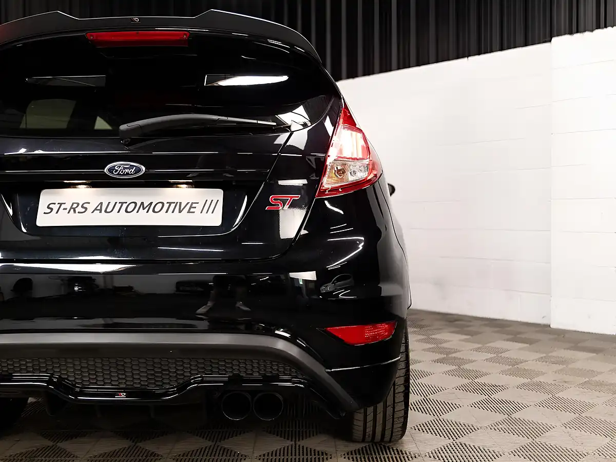 Used 2016 Ford Fiesta ST-2 Black - Interior and Exterior details 9