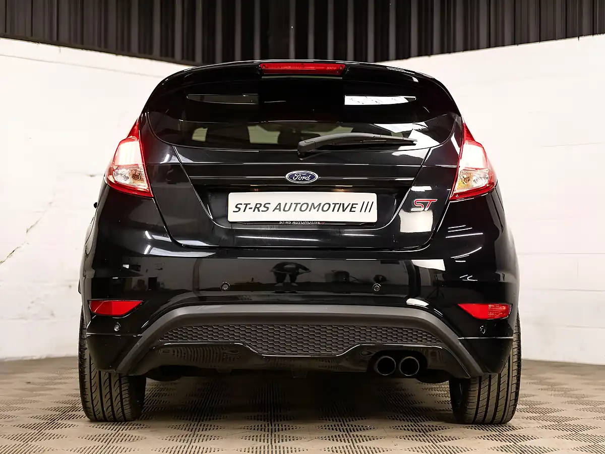 Used 2016 Ford Fiesta ST-2 Black - Interior and Exterior details 9