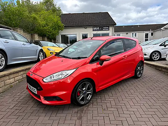 2016 Ford Fiesta 1.6T EcoBoost ST-2