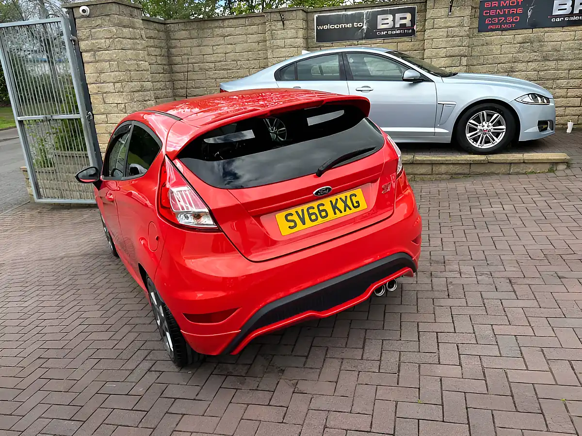 Used 2016 Ford Fiesta ST-2 Molten Orange - Interior and Exterior details 11