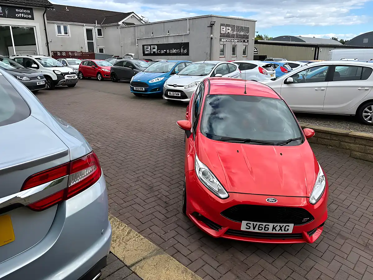 Used 2016 Ford Fiesta ST-2 Molten Orange - Interior and Exterior details 18
