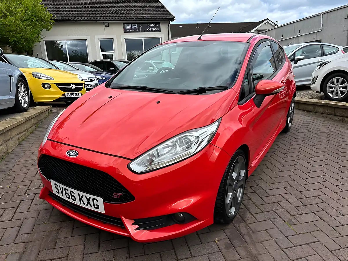 Used 2016 Ford Fiesta ST-2 Molten Orange - Interior and Exterior details 6