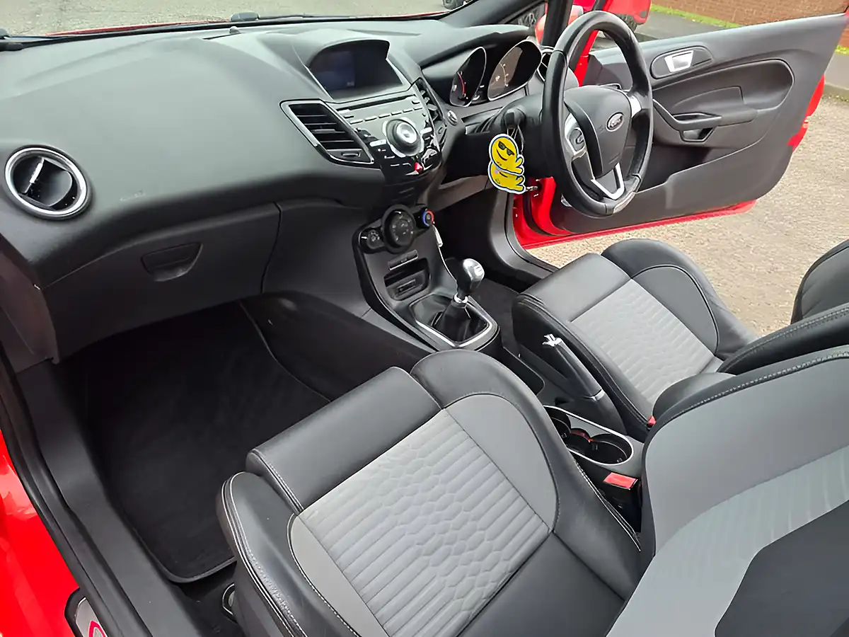 Used 2016 Ford Fiesta ST-2 Orange - Interior and Exterior details 12