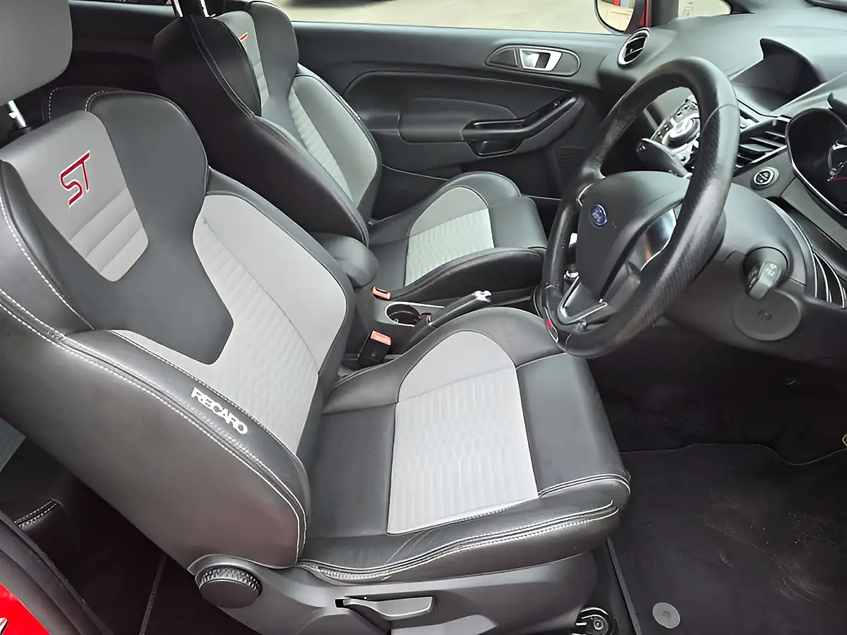 Used 2016 Ford Fiesta ST-2 Orange - Interior and Exterior details 14