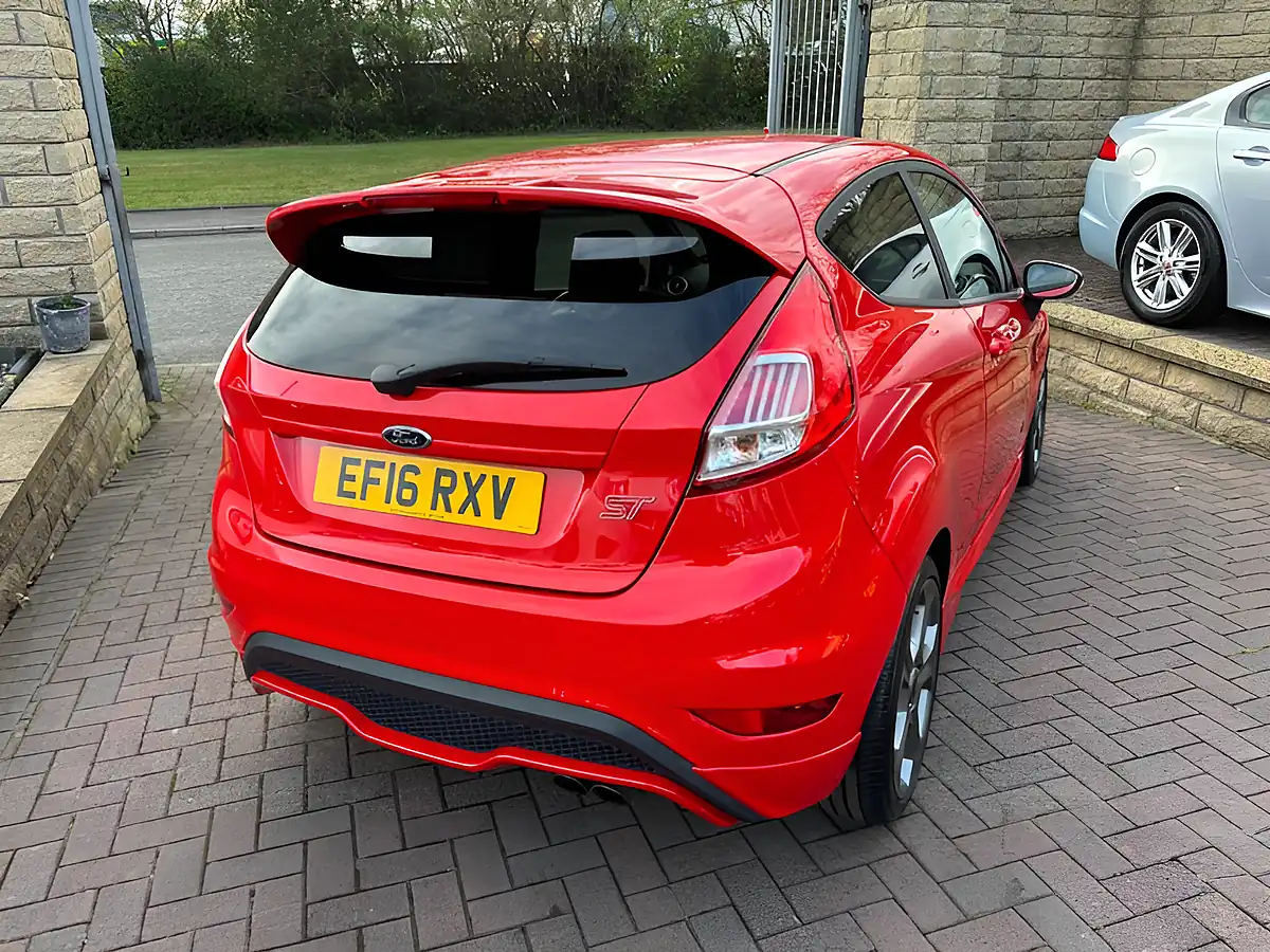 Used 2016 Ford Fiesta ST-2 Red - Interior and Exterior details 10
