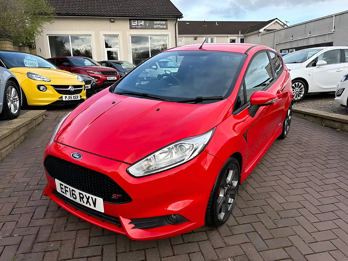 Used 2016 Ford Fiesta ST-2 Red - Interior and Exterior details 4