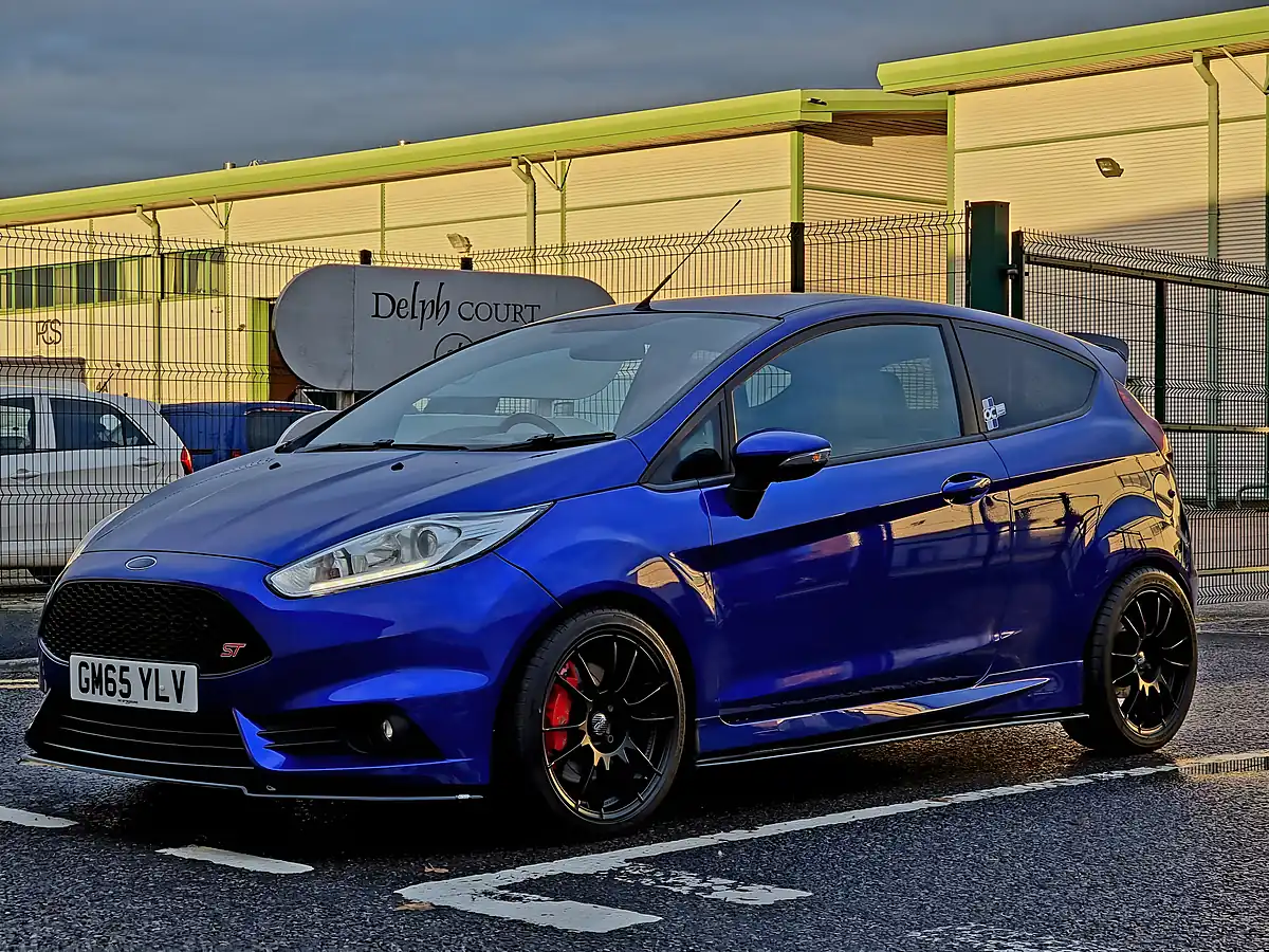 Used 2016 Ford Fiesta ST-2 Spirit Blue - Interior and Exterior details 16
