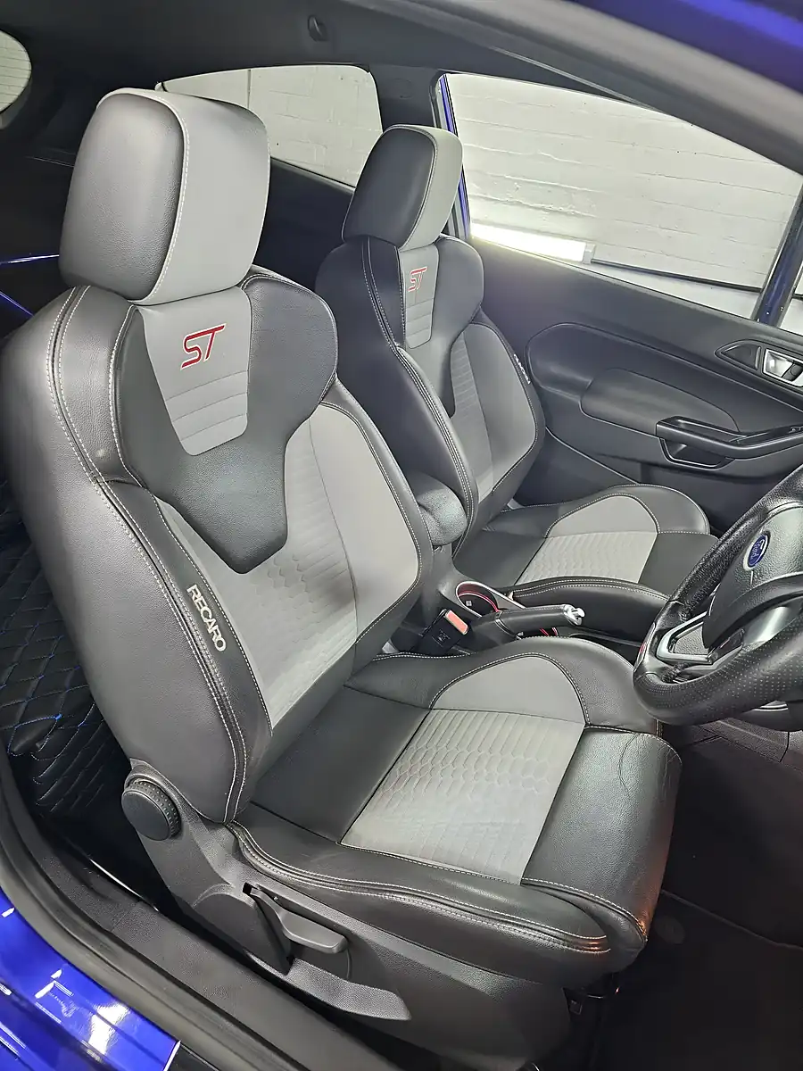 Used 2016 Ford Fiesta ST-2 Spirit Blue - Interior and Exterior details 13