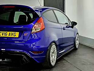 Used 2016 Ford Fiesta ST-2 Spirit Blue - Interior and Exterior details 19