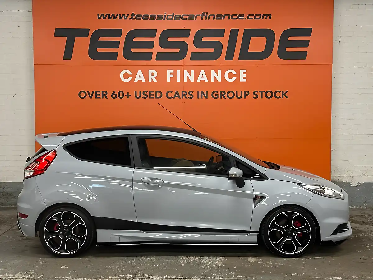 Used 2016 Ford Fiesta ST-200 Grey - Interior and Exterior details 3