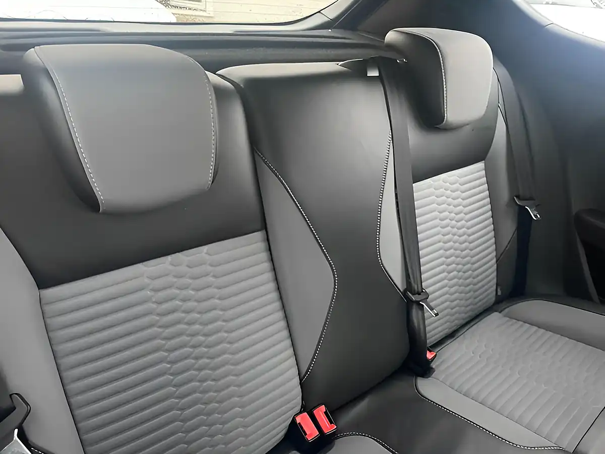 Used 2016 Ford Fiesta ST-3 Blue - Interior and Exterior details 17