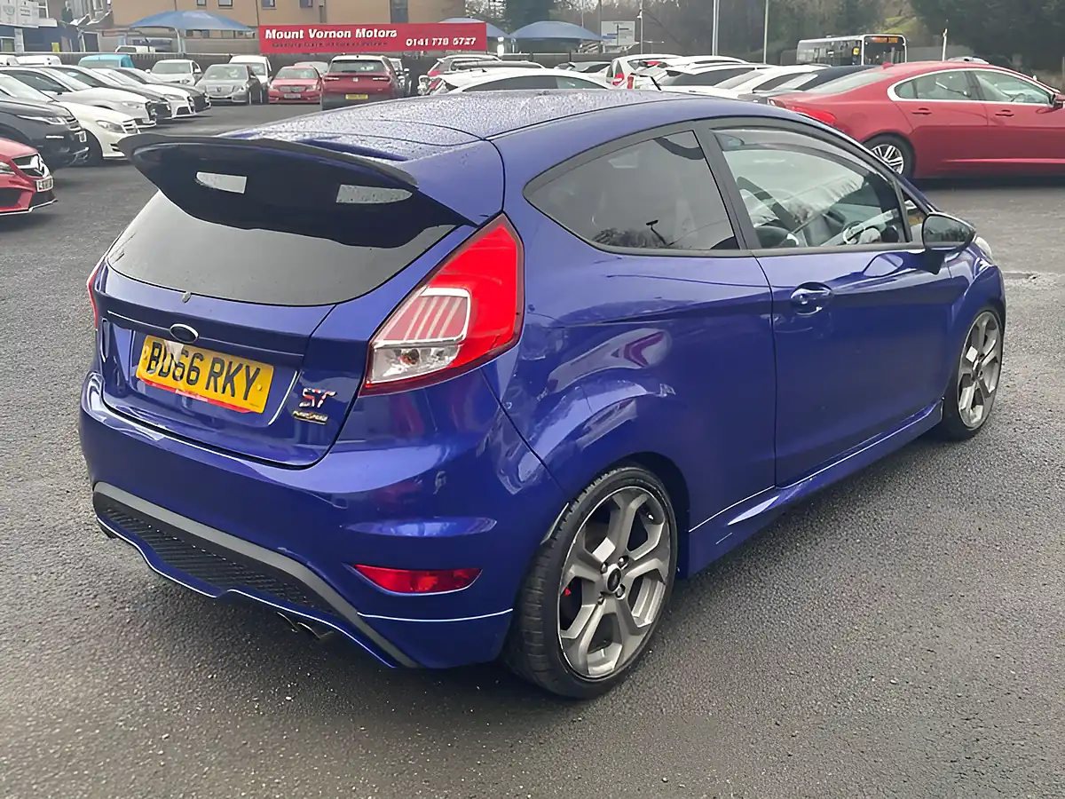 Used 2016 Ford Fiesta ST-3 Blue - Interior and Exterior details 8