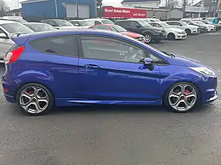 Used 2016 Ford Fiesta ST-3 Blue - Interior and Exterior details 9