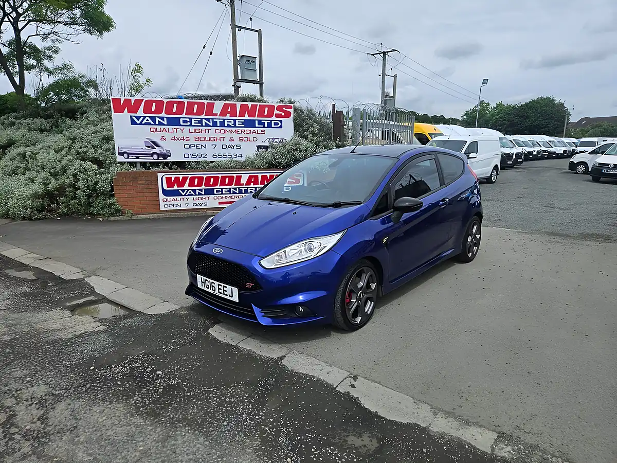 Used 2016 Ford Fiesta ST-3 Blue - Interior and Exterior details 4