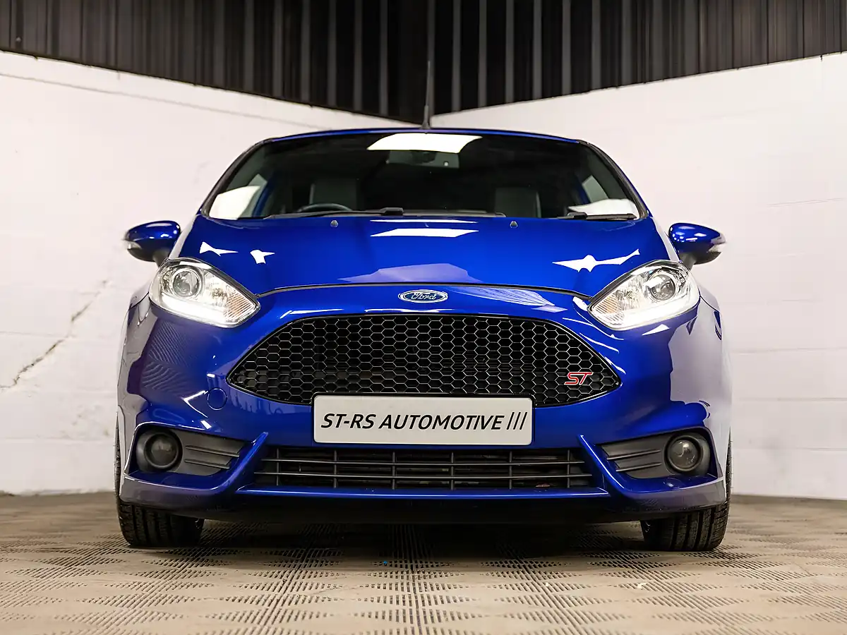 Used 2016 Ford Fiesta ST-3 Blue - Interior and Exterior details 2