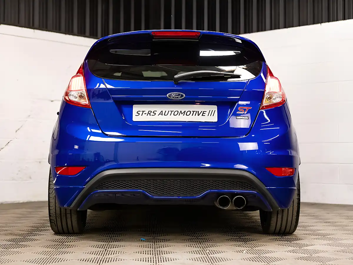 Used 2016 Ford Fiesta ST-3 Blue - Interior and Exterior details 8