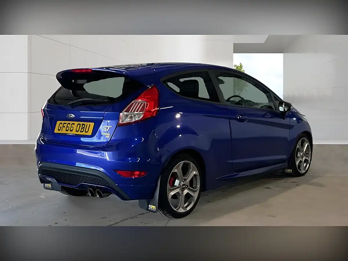 Used 2016 Ford Fiesta ST-3 Blue - Interior and Exterior details 3