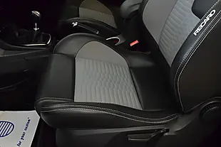 Used 2016 Ford Fiesta ST-3 Blue - Interior and Exterior details 14