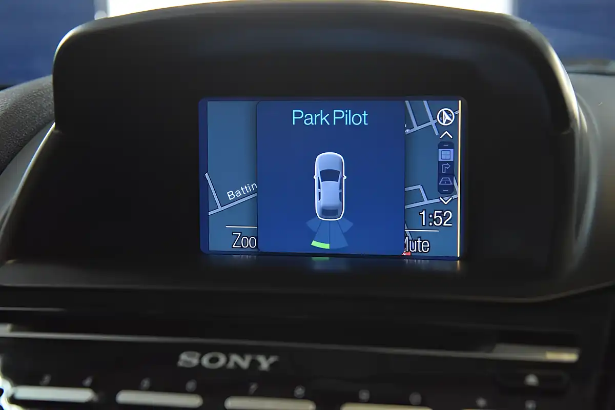 Used 2016 Ford Fiesta ST-3 Blue - Interior and Exterior details 19