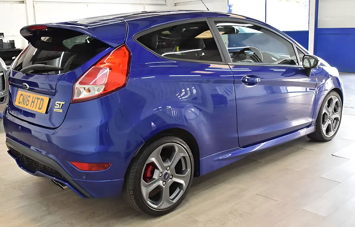 Used 2016 Ford Fiesta ST-3 Blue - Interior and Exterior details 5