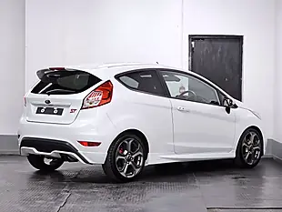 Used 2016 Ford Fiesta ST-3 Frozen White - Interior and Exterior details 7