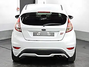 Used 2016 Ford Fiesta ST-3 Frozen White - Interior and Exterior details 9