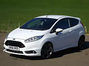 Used 2016 Ford Fiesta ST-3 Frozen White - Interior and Exterior details 11