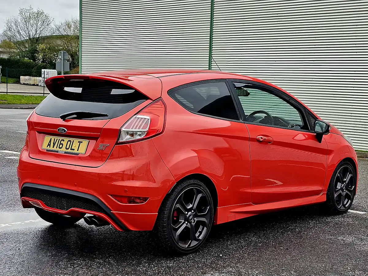 Used 2016 Ford Fiesta ST-3 Molten Orange - Interior and Exterior details 6
