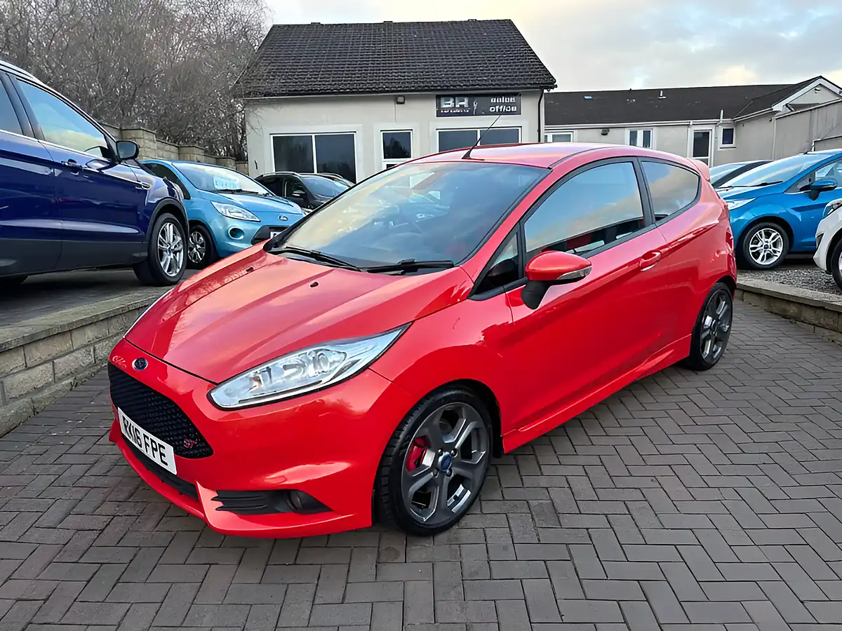 Used 2016 Ford Fiesta ST-3 Orange - Front View