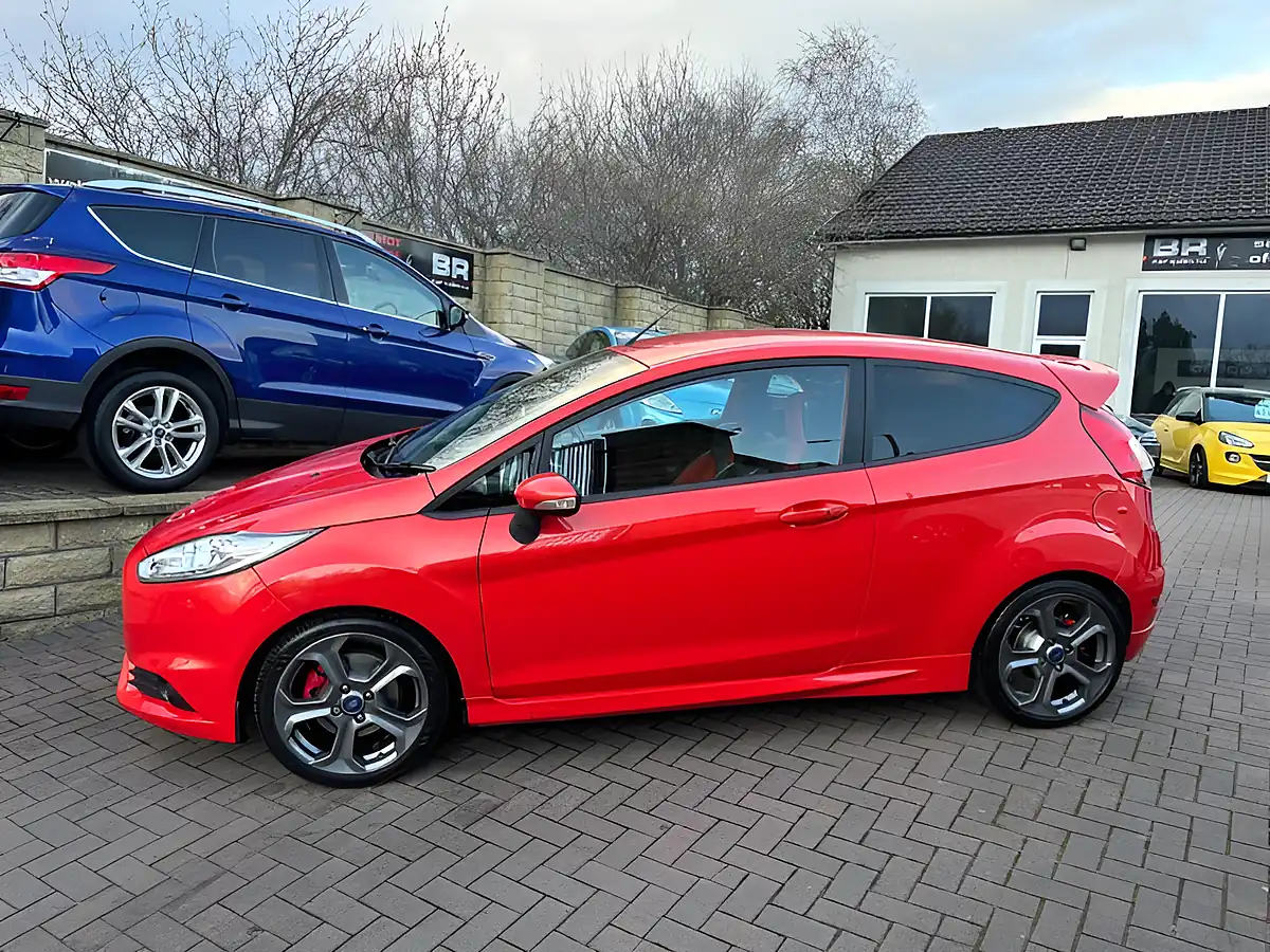 Used 2016 Ford Fiesta ST-3 Orange - Interior and Exterior details 5