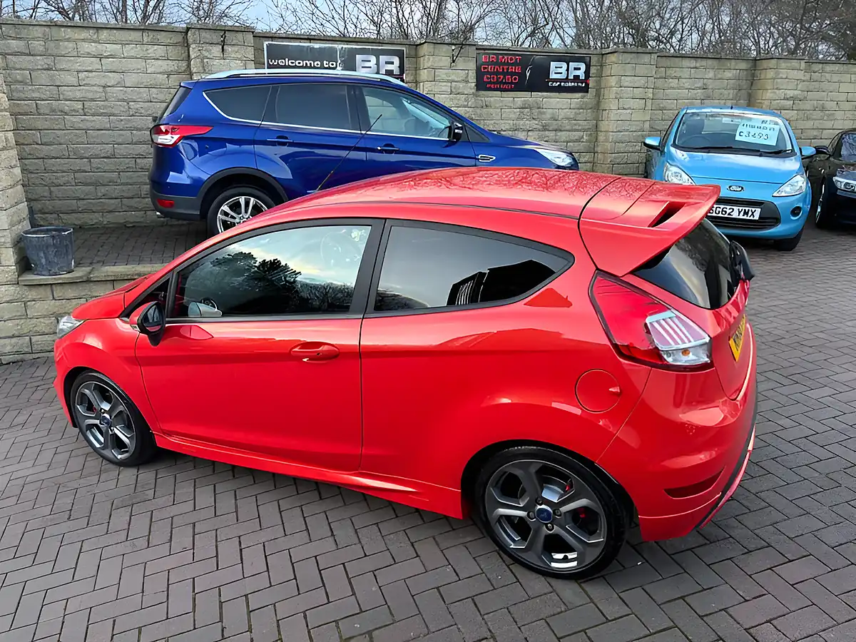 Used 2016 Ford Fiesta ST-3 Orange - Interior and Exterior details 6