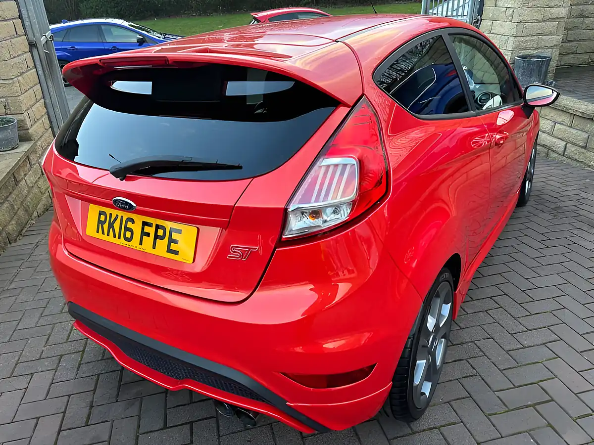 Used 2016 Ford Fiesta ST-3 Orange - Interior and Exterior details 9