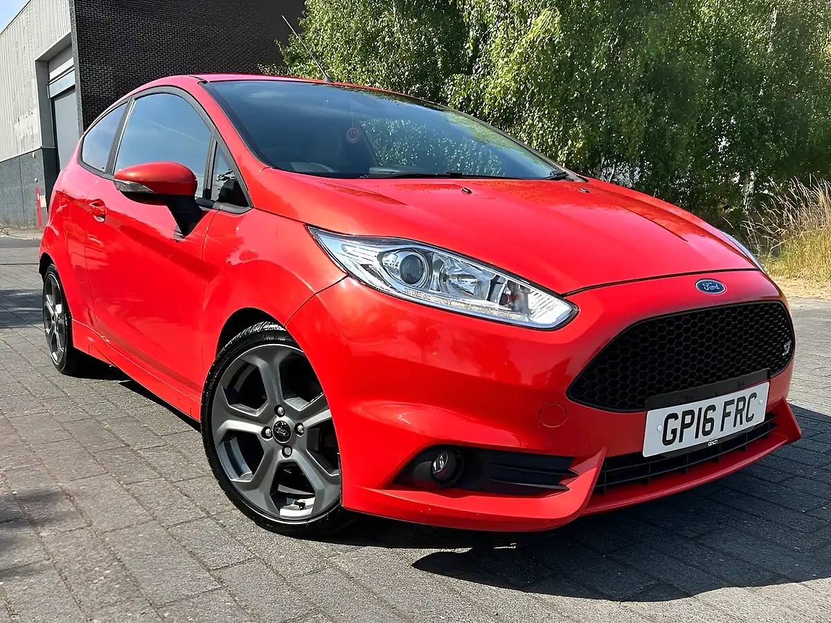 Used 2016 Ford Fiesta ST-3 Orange - Interior and Exterior details 5